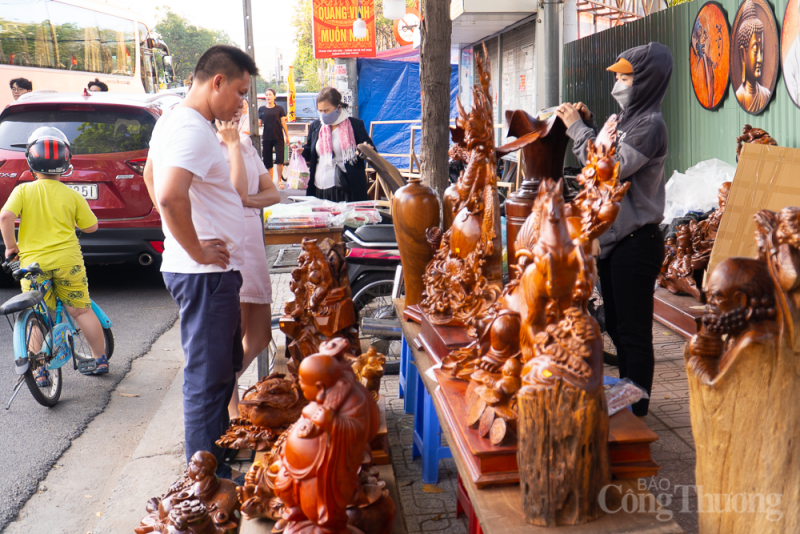 Nha Trang đa dạng thị trường đồ trang trí Tết