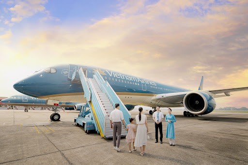 Doanh nghiệp tuần qua: Lộ trình "thoát án" kiểm soát cho cổ phiếu Vietnam Airlines