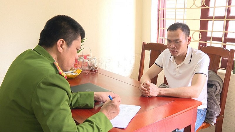 Thanh Hóa: Đối tượng bị truy nã đặc biệt nguy hiểm ra đầu thú sau 9 năm lẩn trốn