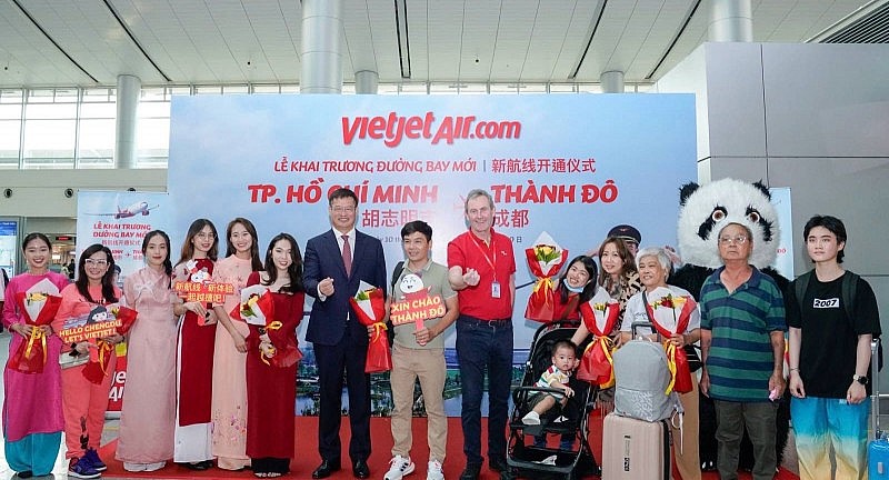 Vietjet khai trương đường bay TP. Hồ Chí Minh - Thành Đô (Trung Quốc)