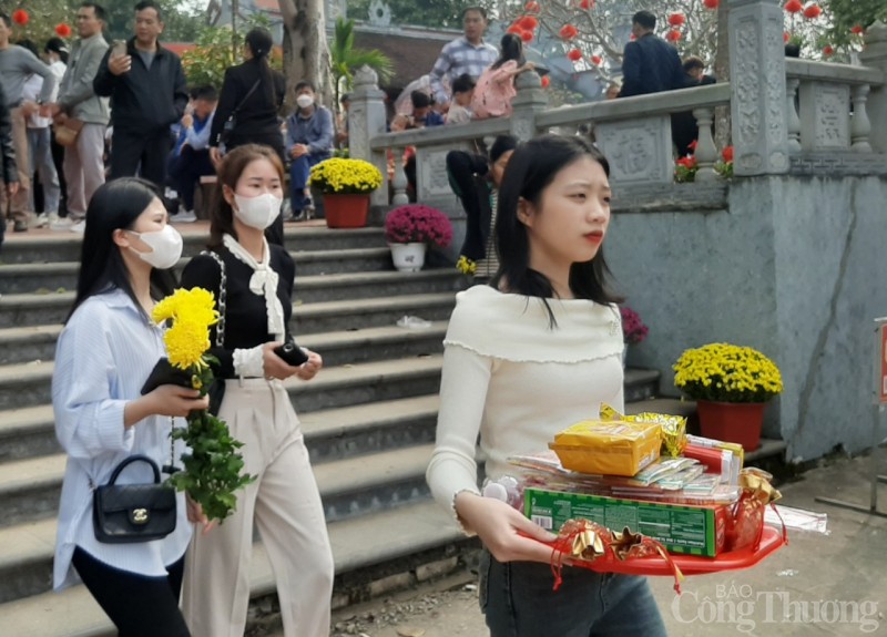 Thái Nguyên: Rộn ràng lễ hội đình, đền, chùa Cầu Muối