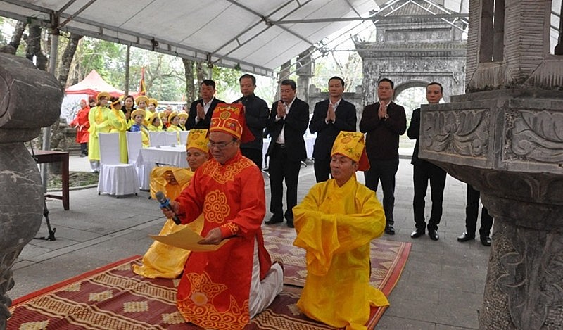 Thanh Hóa: Khai hội Xuân Giáp Thìn tại đền thờ vua Lê Thái Tổ