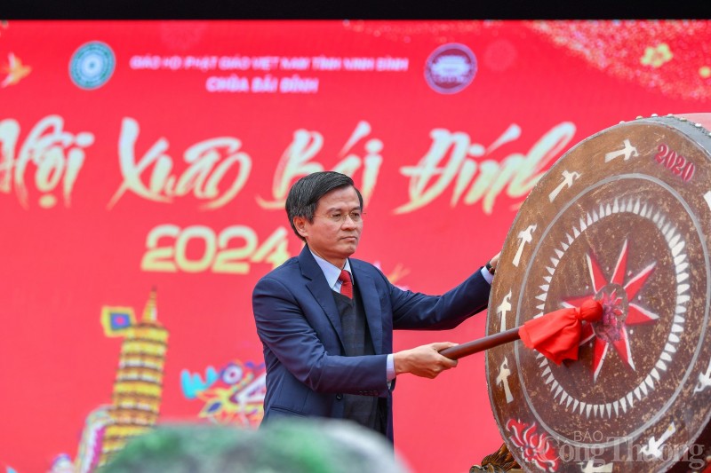 Ninh Bình khai hội chùa Bái Đính, không còn cảnh chen chúc, xô bồ