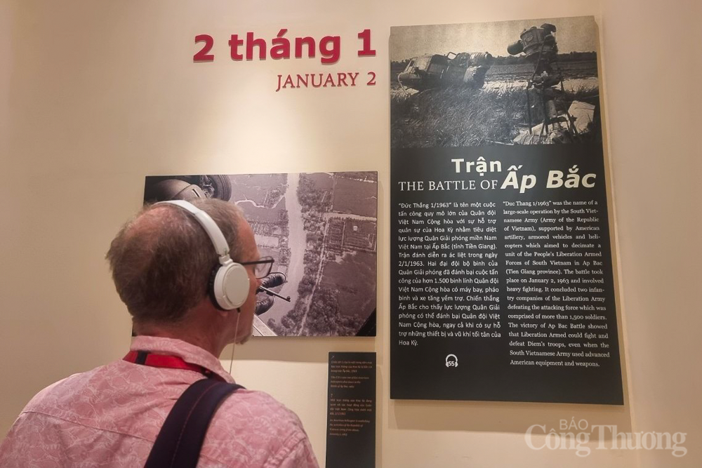 Du khách thập phương thích thú tham quan Dinh Độc Lập dịp Tết Du khách thập phương hào hứng tham quan Dinh Độc Lập dịp đầu năm
