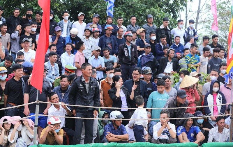 Thừa Thiên Huế: Sôi động xem hội vật làng Thủ Lễ đầu xuân Thừa Thiên Huế: Sôi động hội vật làng Thủ Lễ đầu xuân