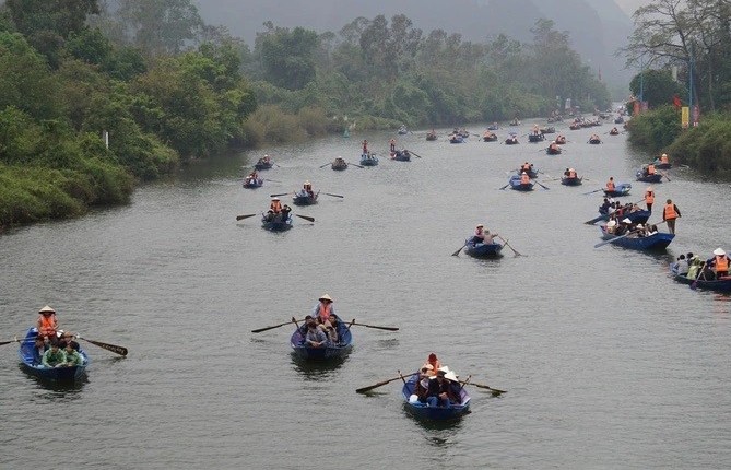 Hà Nội: An ninh được kiểm soát chặt tại lễ hội Chùa Hương