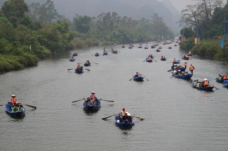 Hà Nội: An ninh được kiểm soát chặt tại lễ hội Chùa Hương