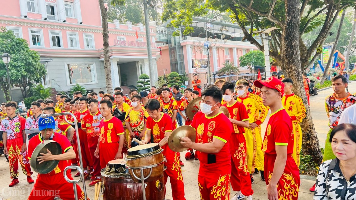 Bình Dương: Liên hoan nghệ thuật biểu diễn múa lân - sư - rồng mừng Đảng, mừng Xuân Giáp Thìn 2024