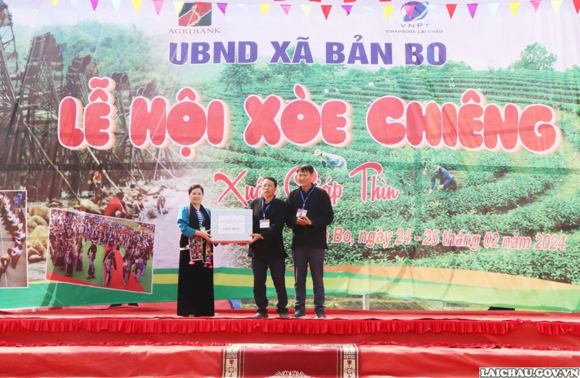 Lai Châu: Đặc sắc Lễ hội Xòe chiêng Bản Bo