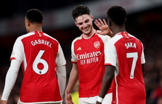 Kết quả bóng đá hôm nay 25/2: Arsenal thắng đậm Newcastle; Hà Nội FC thắng trên sân nhà