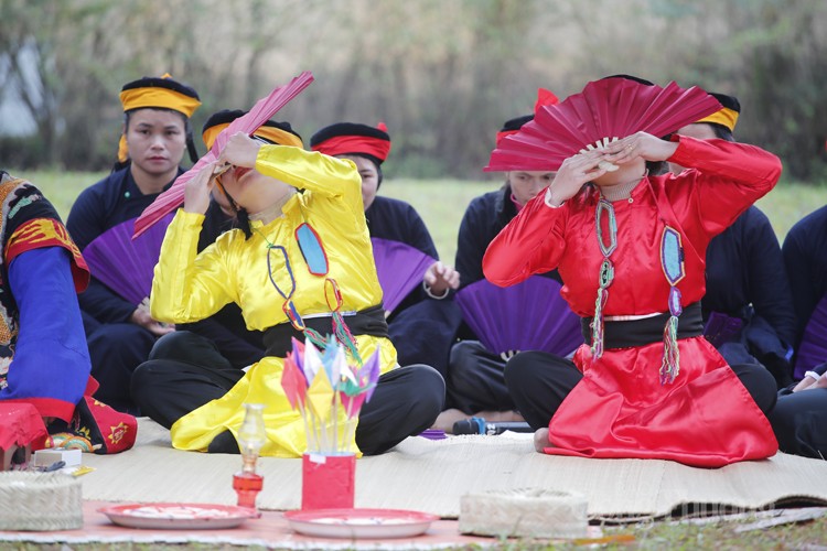 Lễ hội Nàng Hai: Nét ứng xử văn hoá của dân tộc Tày Lễ hội Nàng Hai: Nét ứng xử văn hoá của dân tộc Tày