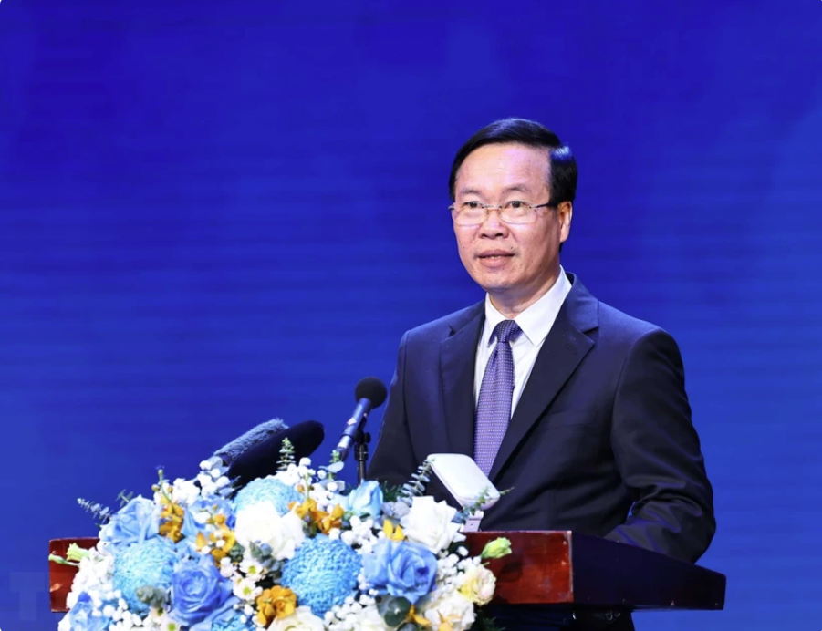 chu tich nuoc vo van thuong moi thay thuoc can luon giu lua voi nghe