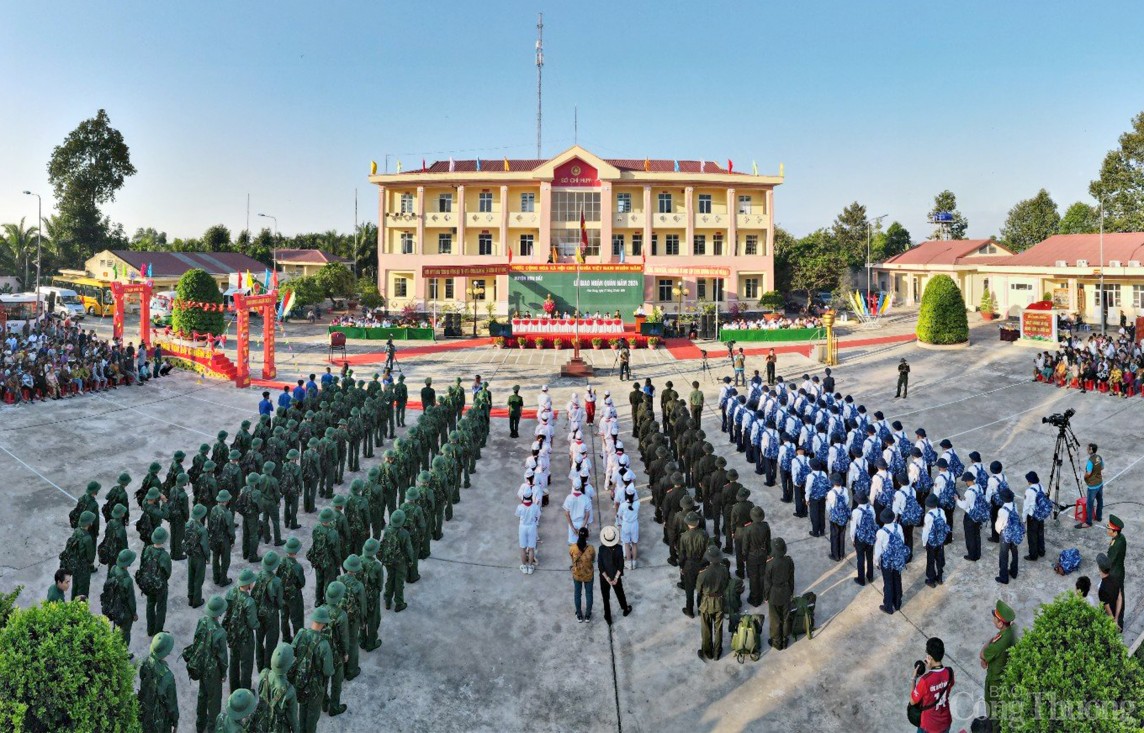 Thanh niên Đồng bằng sông Cửu Long hăng hái lên đường bảo vệ Tổ quốc