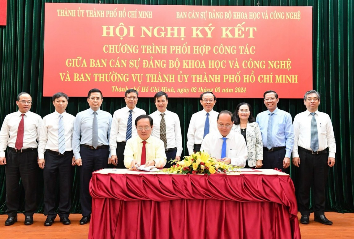 ký kết Chương trình phối hợp công tác về tăng cường hợp tác chỉ đạo, điều hành các hoạt động khoa học, công nghệ và đổi mới sáng tạo trên địa bàn Thành phố Hồ Chí Minh giai đoạn 2024 - 2028