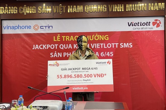 Hai người đàn ông được trao thưởng Jackpot Vietlott tiết lộ điều gì?