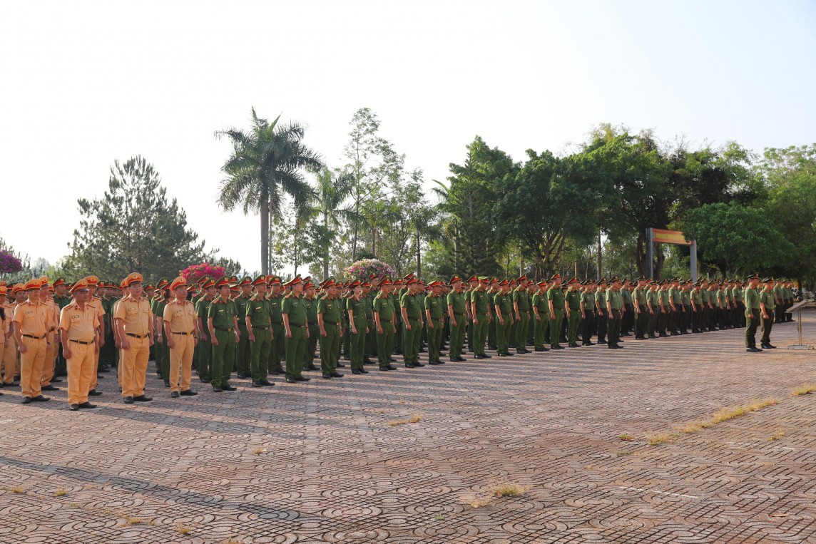 Bộ Công an khen thưởng nhiều đơn vị thuộc Công an tỉnh Đắk Nông