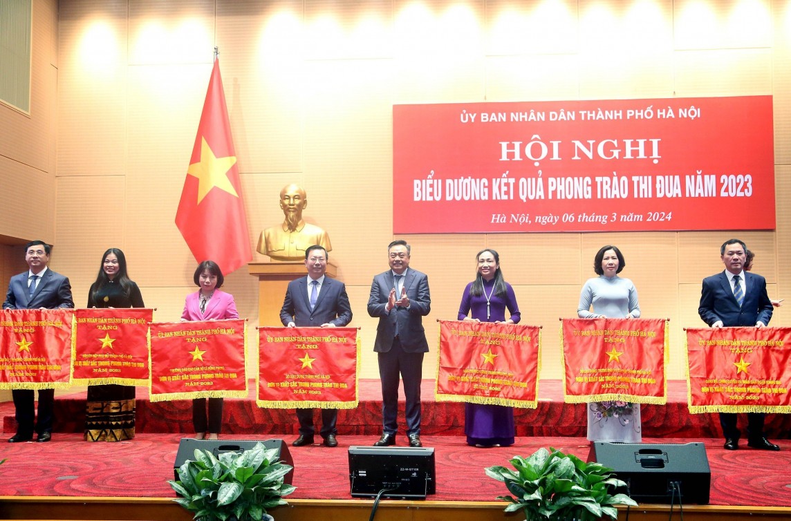 Hà Nội: Hơn 200 tập thể, cá nhân tiêu biểu trong phong trào thi đua năm 2023