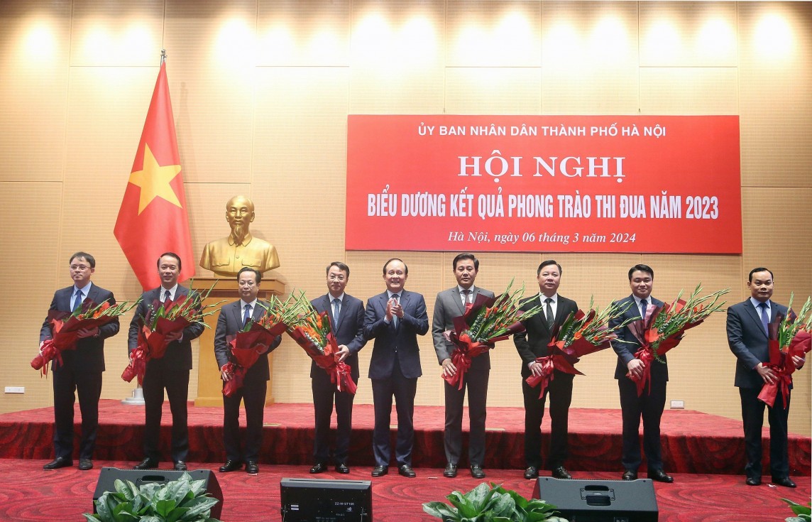 Hà Nội: Hơn 200 tập thể, cá nhân tiêu biểu trong phong trào thi đua năm 2023