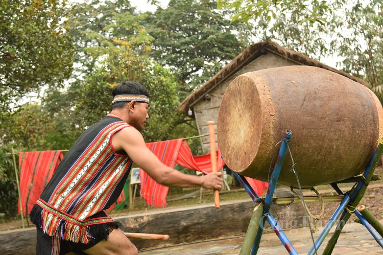 Đặc sắc lễ mừng cơm mới của dân tộc S’tiêng