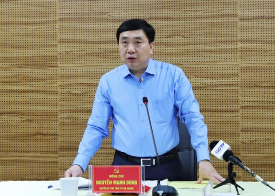 ha giang xac dinh nong nghiep van la tru do nen kinh te