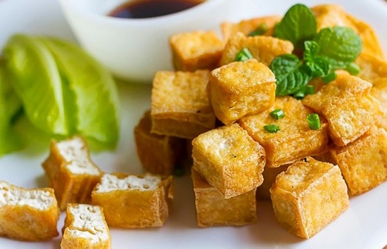 Để món đậu hũ chiên giòn tan, béo ngậy cần bí kíp gì?