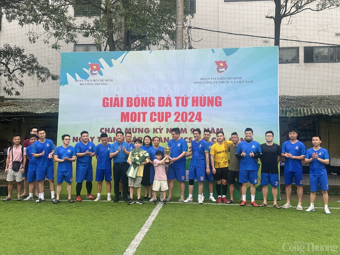 Giải bóng đá tứ hùng - MOIT Cup 2024: Tổng công ty Thuốc lá Việt Nam Vinataba lên ngôi vô địch