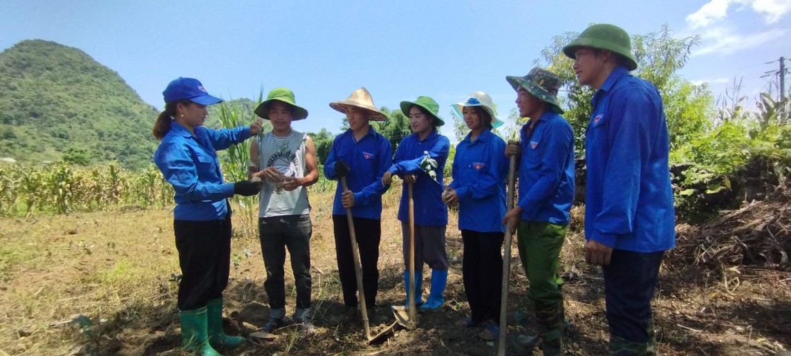 Chủ tịch UBND tỉnh Lai Châu đối thoại với thanh niên