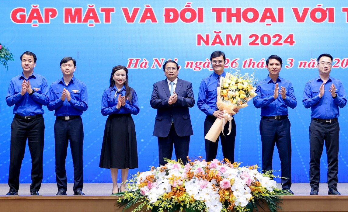 Thủ tướng đề nghị thanh niên thực hiện "5 xung kích", "6 khát vọng" trong chuyển đổi số