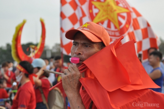 co dong vien do ve san my dinh xem dai chien dong nam a giua viet nam va indonesia