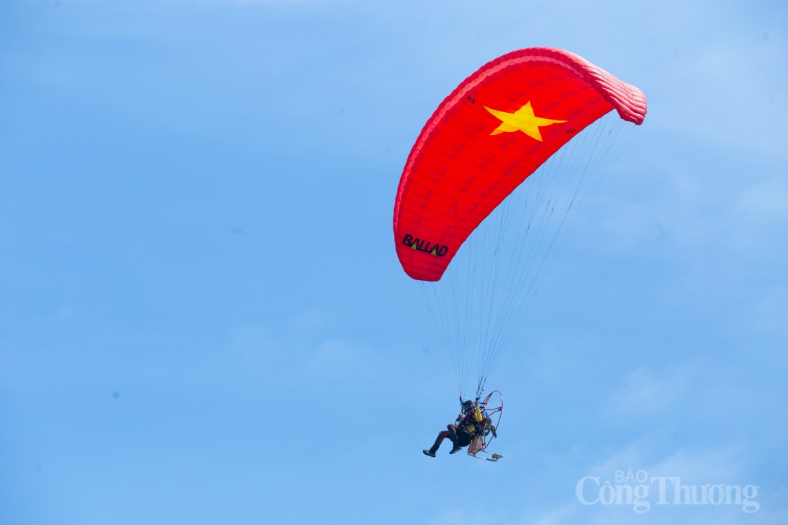 Thuyền máy Bình Định - Việt Nam khẳng định đẳng cấp tại Giải UIM F1H2O World Championship Thuyền máy Bình Định - Việt Nam khẳng định đẳng cấp tại Giải UIM F1H2O World Championship