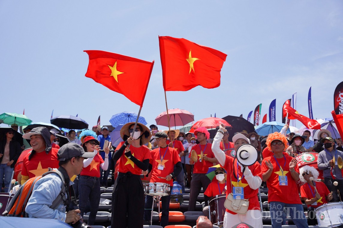 Thuyền máy Bình Định - Việt Nam khẳng định đẳng cấp tại Giải UIM F1H2O World Championship Thuyền máy Bình Định - Việt Nam khẳng định đẳng cấp tại Giải UIM F1H2O World Championship