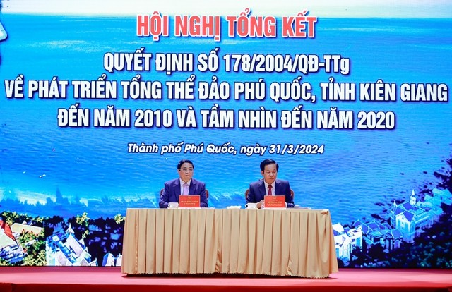 Thủ tướng: Đổi mới tư duy để khơi dậy, lan tỏa và nâng tầm khát vọng phát triển Phú Quốc