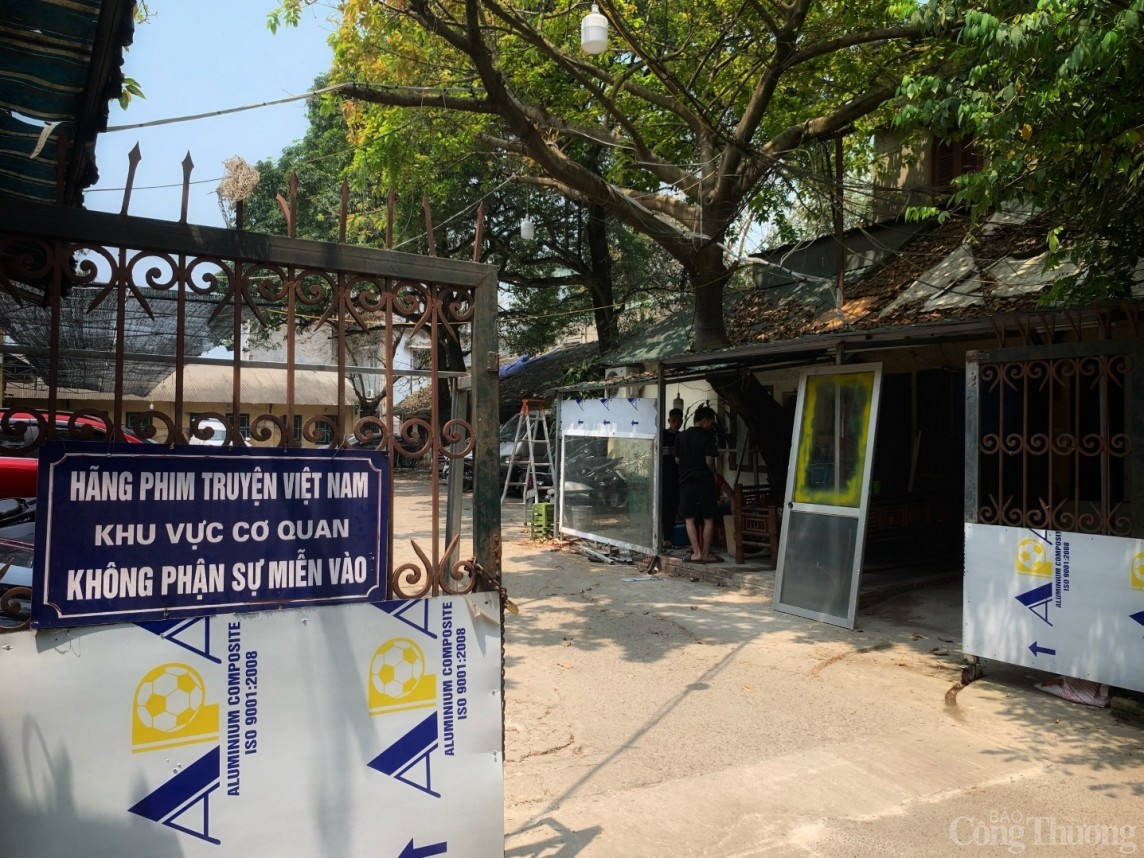 Cận cảnh khu “đất vàng” của Hãng phim truyện Việt Nam sau lùm xùm nợ thuế Cận cảnh khu “đất vàng” của Hãng phim truyện Việt Nam sau lùm xùm nợ thuế