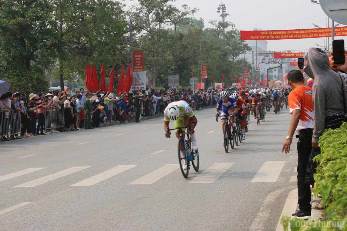 Điện Biên: Khai mạc Cuộc đua xe đạp toàn quốc tranh Cúp Truyền hình TP. Hồ Chí Minh lần thứ 36