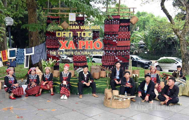 Trải nghiệm “Ngày hội văn hóa, du lịch Sa Pa tại Hà Nội” Trải nghiệm “Ngày hội văn hóa, du lịch Sa Pa tại Hà Nội”