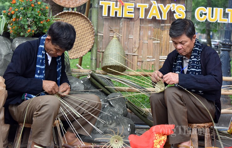 Trải nghiệm “Ngày hội văn hóa, du lịch Sa Pa tại Hà Nội”