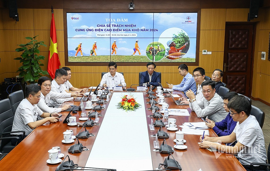 Chia sẻ trách nhiệm cung ứng điện cao điểm mùa khô 2024