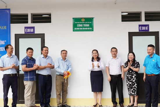 cong doan tong cong ty giay viet nam trien khai nhieu hoat dong thiet thuc trong thang cong nhan