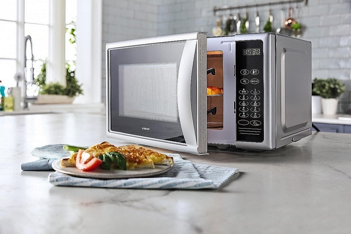 Lò vi sóng là món đồ gia dụng quen thuộc có mặt ở hầu hết các gia đình