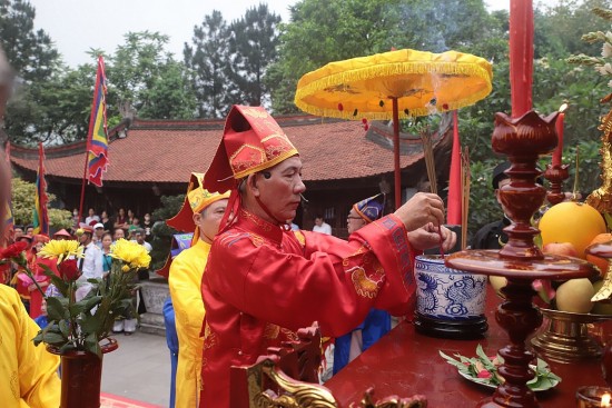 Phú Thọ: Trang nghiêm Lễ giỗ Đức Quốc Tổ Lạc Long Quân và dâng hương tưởng niệm Tổ Mẫu Âu Cơ