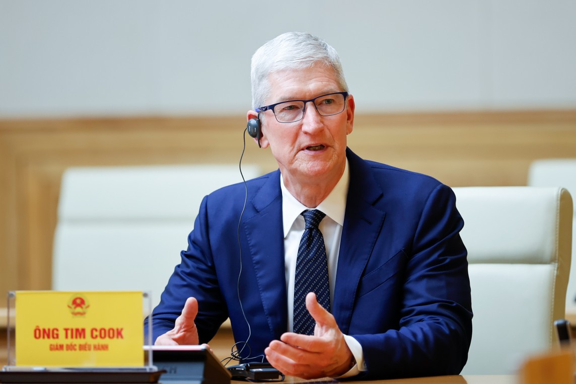 CEO Tim Cook: Apple sẽ đẩy mạnh hợp tác năng lượng sạch, chuyển đổi số, đào tạo nhân lực tại Việt Nam