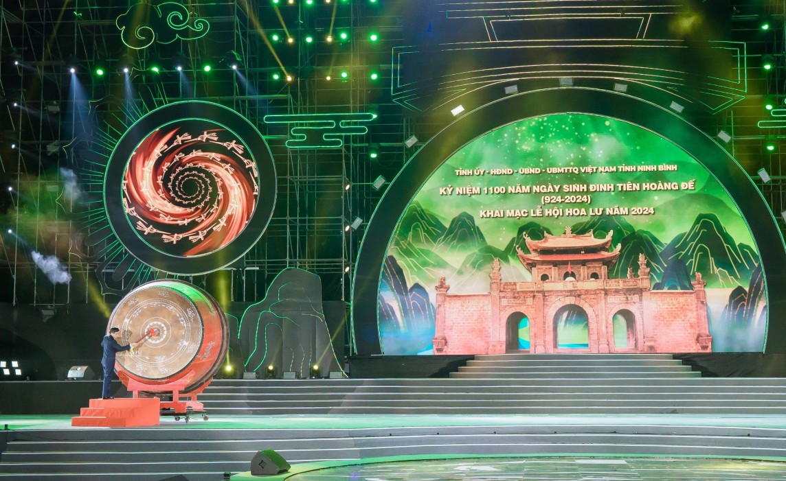 Ninh Bình: Long trọng tổ chức kỷ niệm 1.100 năm ngày sinh Đinh Tiên Hoàng Đế Ninh Bình: Long trọng tổ chức kỷ niệm 1.100 năm ngày sinh Đinh Tiên Hoàng Đế