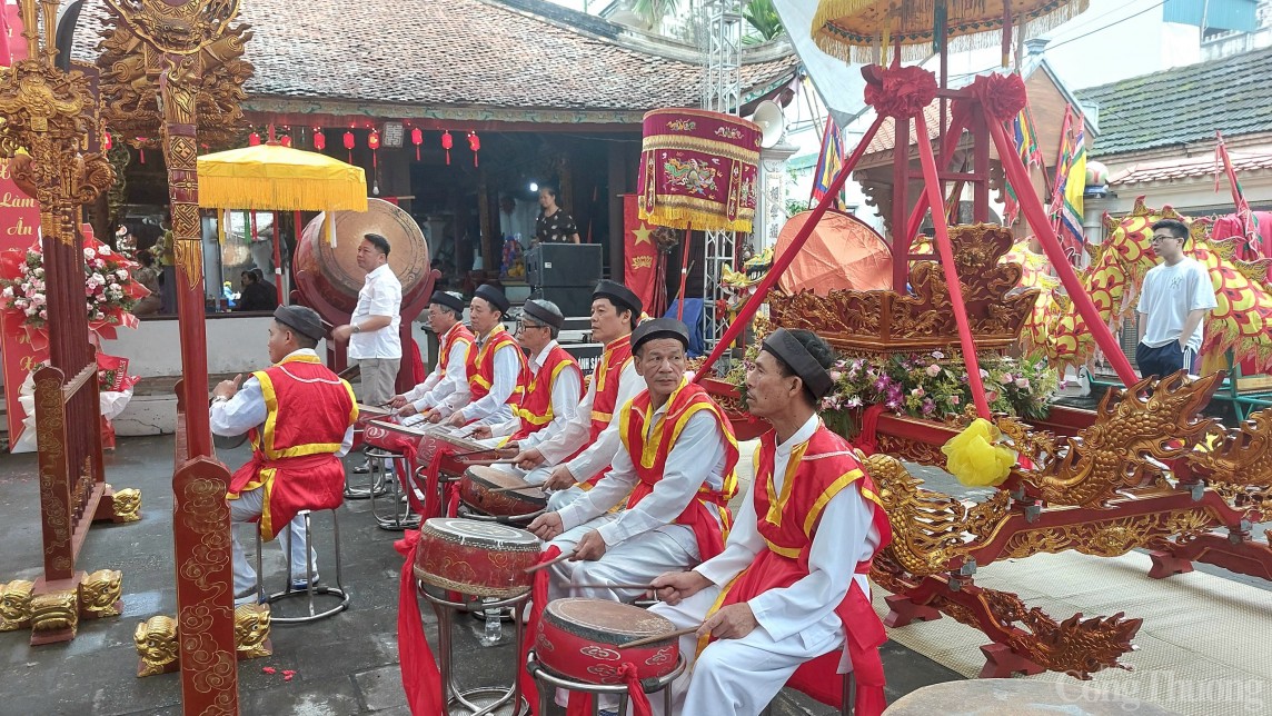 Hà Nội: Đặc sắc lễ hội truyền thống làng Duyên Trường