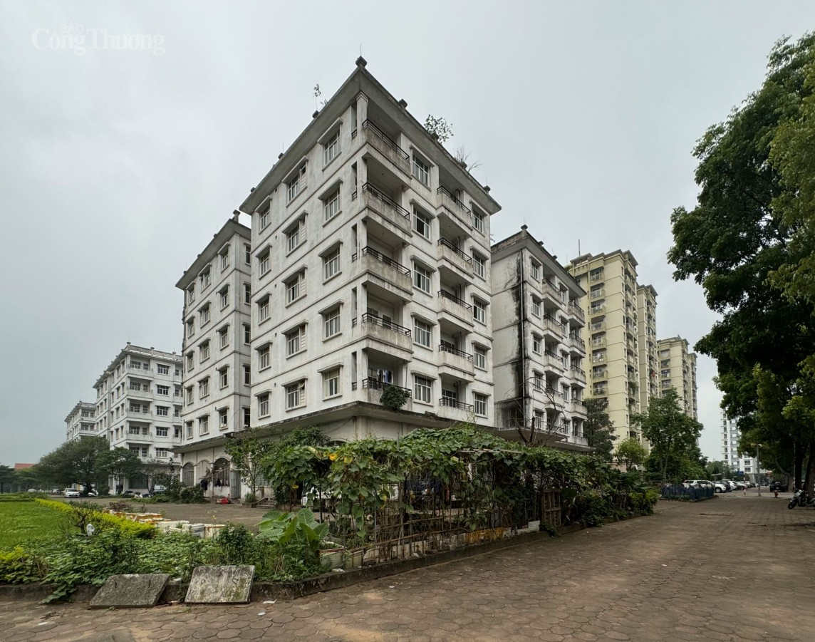 Dự án được hoàn thiện thiện từ năm 2001 - 2006 để tái định cư tại chỗ cho người dân khi giải phóng mặt bằng mở rộng phố Sài Đồng Dự án được hoàn thiện thiện từ năm 2001 - 2006 để tái định cư tại chỗ cho người dân khi giải phóng mặt bằng mở rộng phố Sài Đồng