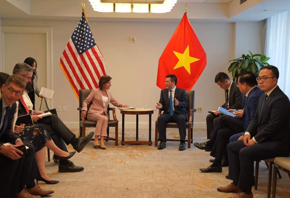 Ngành Công Thương góp phần tô thắm lý luận, khẳng định đường lối đúng đắn của Đảng