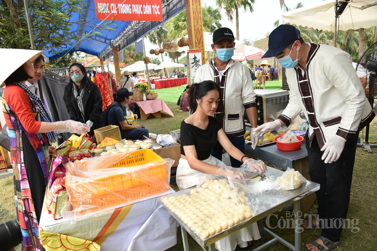 Tưng bừng Ngày Văn hóa Sóc Trăng tại Hà Nội