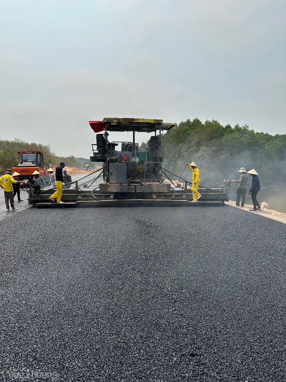 Dự án Cao tốc Cam Lộ- Vạn Ninh: Nguy cơ chậm tiến độ do giải phóng mặt bằng