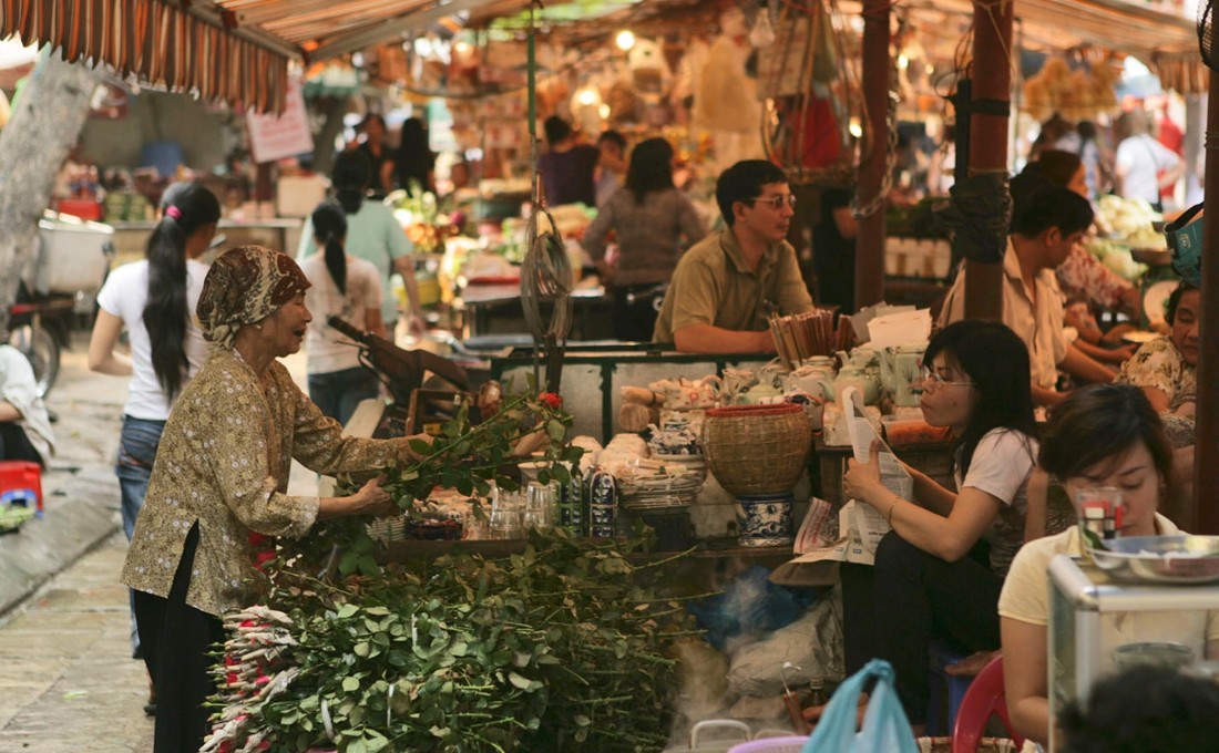 Bài 1: Khái niệm người tiêu dùng từ “không” đến “có”