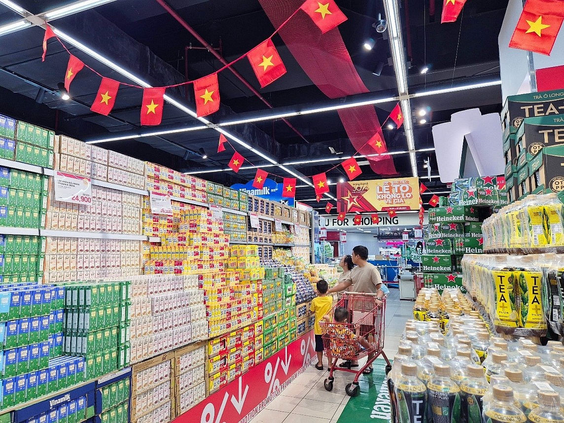 LOTTE Mart tung ưu đãi mừng Đại lễ - Mua sắm thả ga không lo về giá