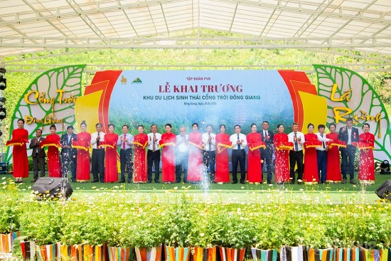 quang nam khai truong khu du lich sinh thai cong troi dong giang sau gan 7 nam thi cong